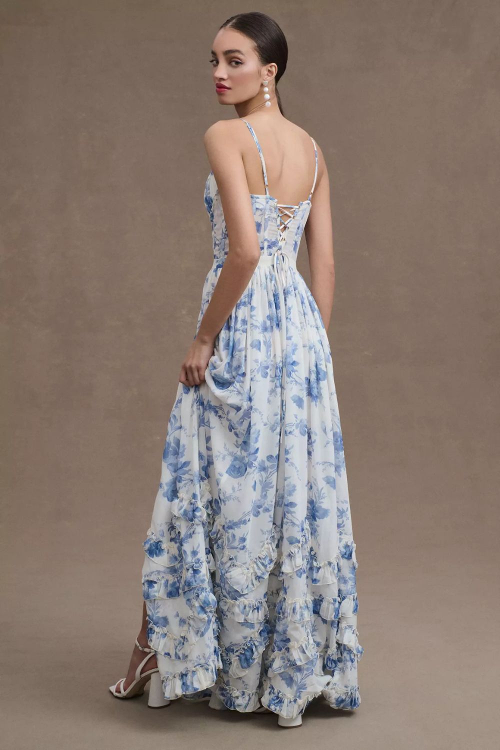 Robe Helena Vesta