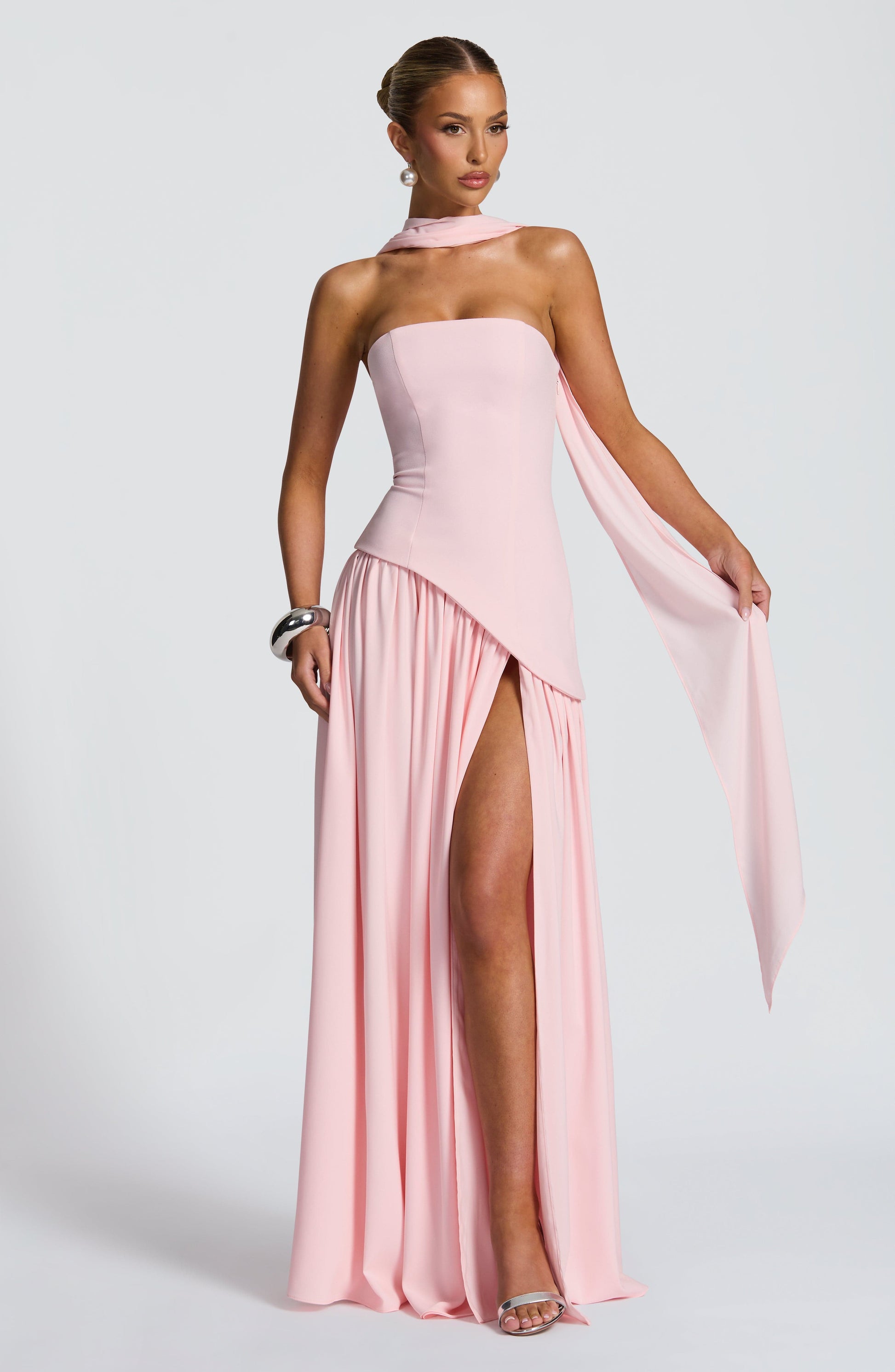Robe Eliana